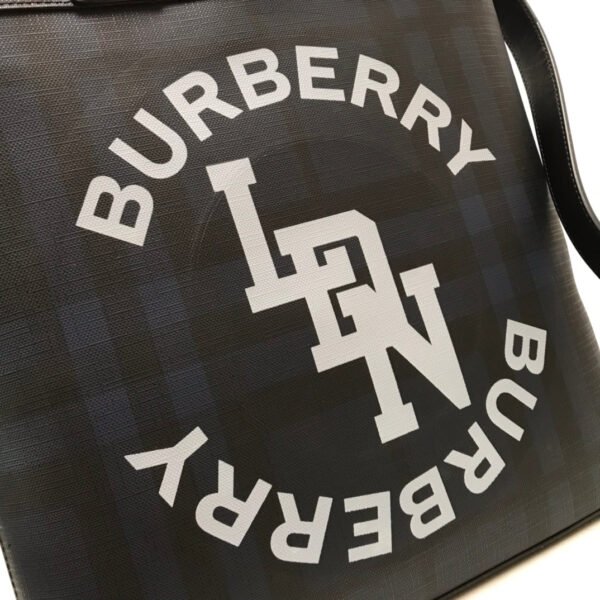 BB Logo Graphic Convertible Tote London Check Canvas Large For Men, Bags 15in/38cm - Image 8