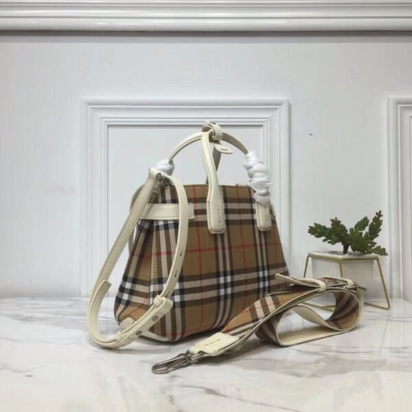 BB Small Banner Vintage Check And Tote White For Women, Women’s Bags 10.5in/26cm - Image 4