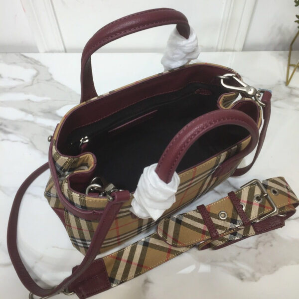 BB Small Banner Vintage Check And Tote Purple For Women, Women’s Bags 10.5in/26cm - Image 9