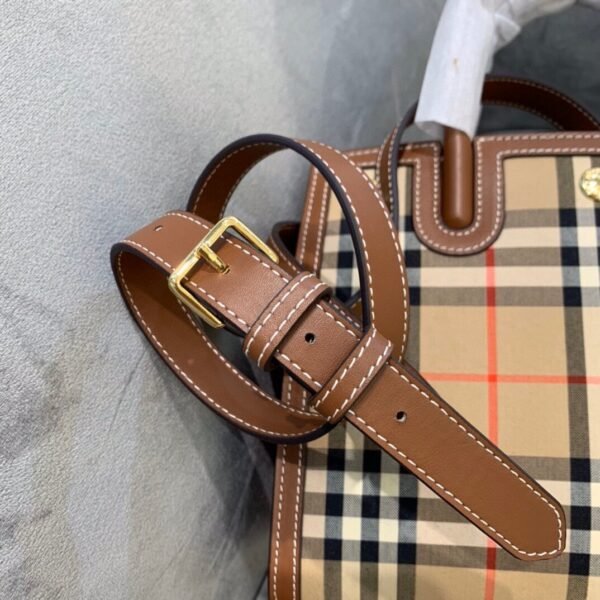 BB Mini Vintage Archive Beige For Women, Women’s Bags, Shoulder And Crossbody Bags 10.2in/ 26cm BUR 80246851 - Image 8