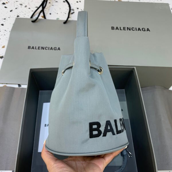 Balen Le Cagole Medium Bucket Bag In Light Gray, For Women,  Bags 11.8in/30cm - Image 4