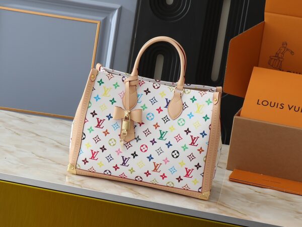 Louis Vuitton M13079 OnTheGo MM