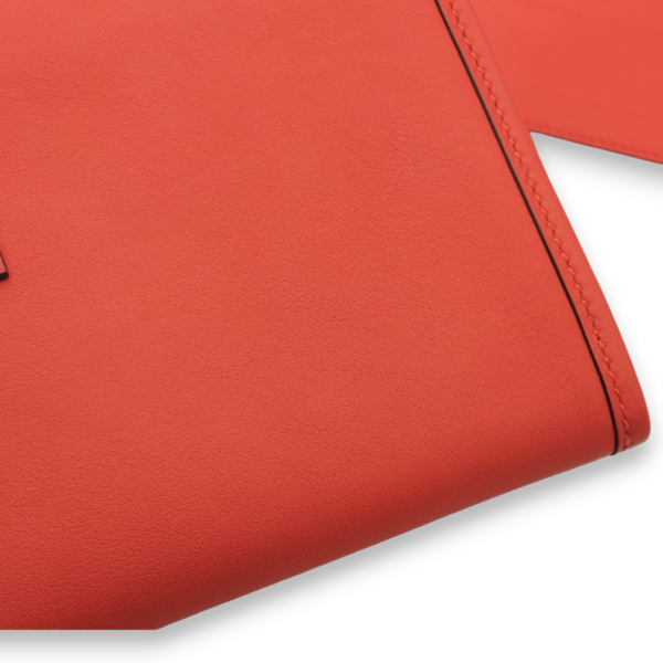 Jige Duo Capucine Wallet in Swift - Image 11