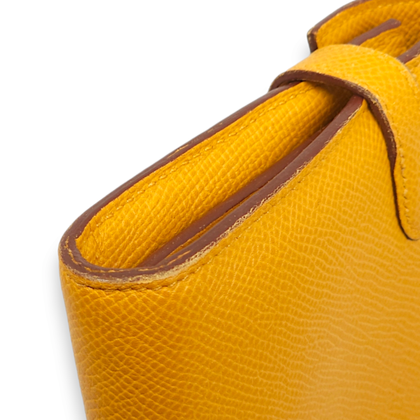 Kelly Jaune Ambre Wallet in Epsom, Palladium hardware - Image 2