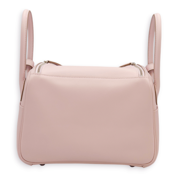Lindy 26 Mauve Pale in Evercolor, Palladium hardware - Image 2