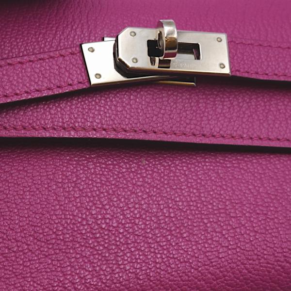 Kelly Depliant Rose Pourpre Wallet in Chevre Mysore, Palladium hardware - Image 5
