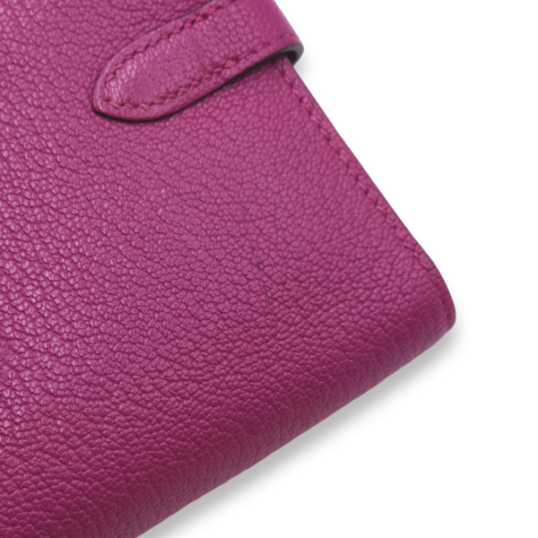 Kelly Depliant Rose Pourpre Wallet in Chevre Mysore, Palladium hardware - Image 4