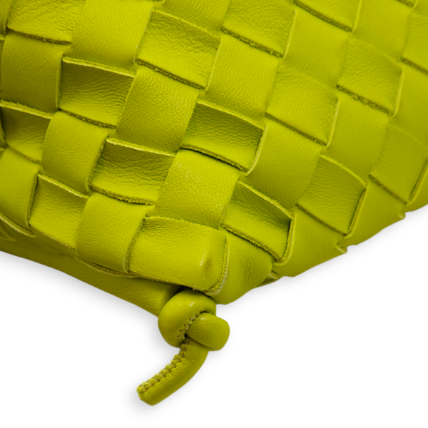 Intrecciato Zipped Lime Green Shoulder Bag in Nappa Leather, Gold hardware - Image 7