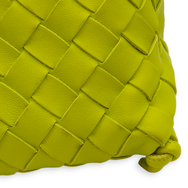 Intrecciato Zipped Lime Green Shoulder Bag in Nappa Leather, Gold hardware - Image 8