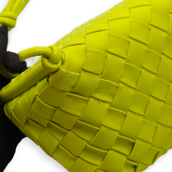 Intrecciato Zipped Lime Green Shoulder Bag in Nappa Leather, Gold hardware - Image 12