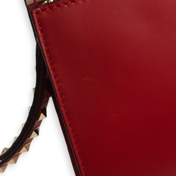 Studded Wristlet Red Clutch in Lambskin, Gold hardware - Image 2