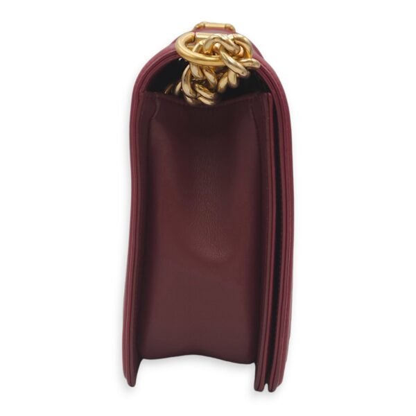 Le Boy Medium Red Shoulder Bag in Calfskin, Gold hardware - Image 3