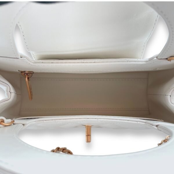 Kelly Mini White Top Handle Bag in Calfskin, Gold hardware - Image 5