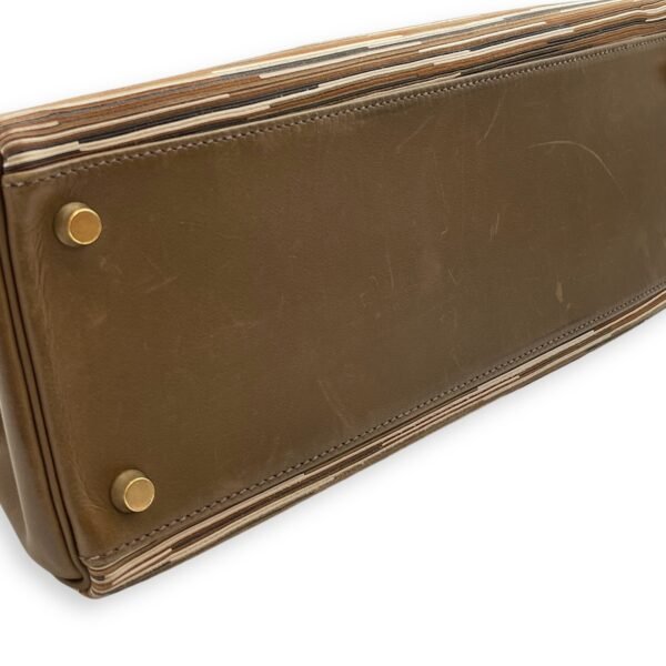 Kelly Vibrato 32 Olive in Barenia, Gold hardware - Image 10