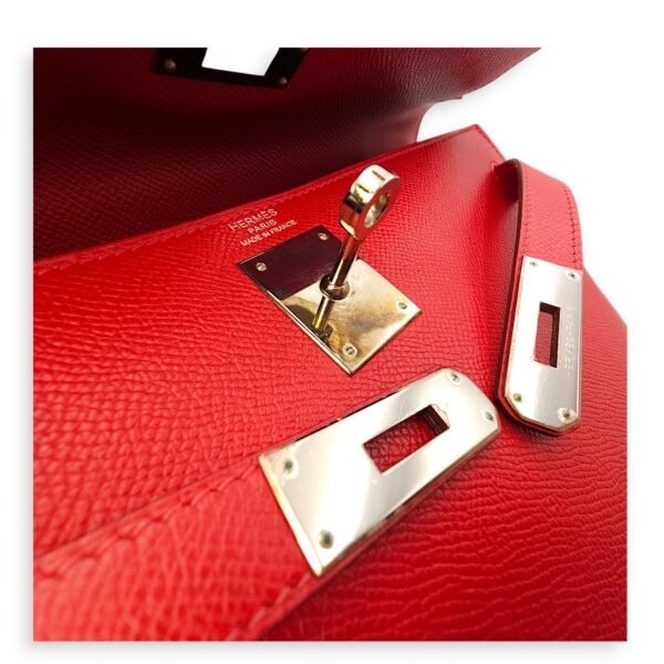 Kelly Sellier 32 Rouge Casaque in Epsom, Palladium hardware - Image 11