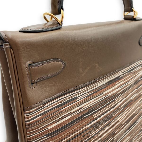 Kelly Vibrato 32 Olive in Barenia, Gold hardware - Image 8