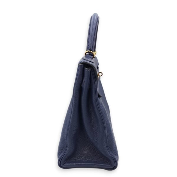 Kelly 32 Blue Sapphire in Clemence, Gold hardware - Image 8
