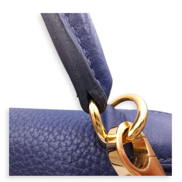 Kelly 32 Blue Sapphire in Clemence, Gold hardware - Image 3