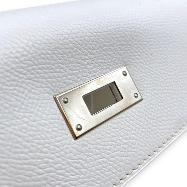 Kelly 28 Blanc & Blue Jean in Epsom, Palladium hardware - Image 9