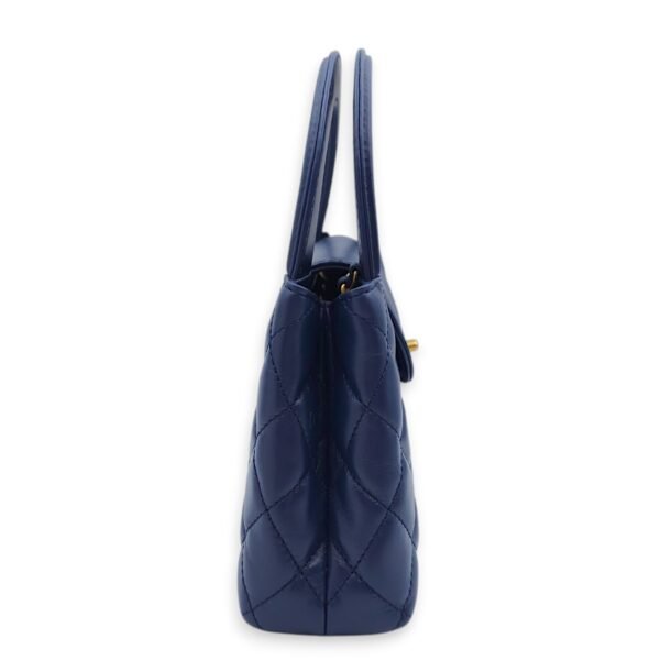 Kelly 19x12x5cm Blue Top Handle Bag in Shiny Calf, Gold hardware - Image 4