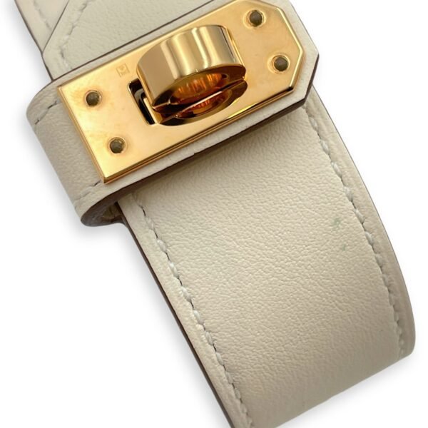 Kelly Twist T3 Craie Bracelet in Swift, Gold hardware - Image 3