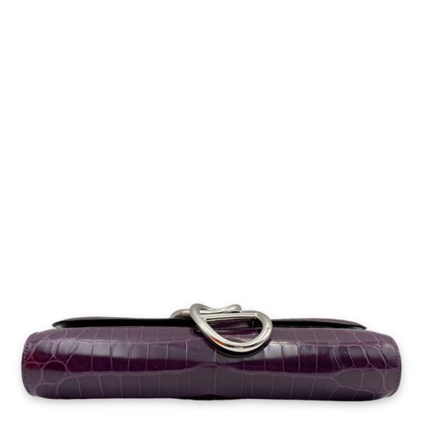 Egee Clutch Cassis in Shiny Niloticus, Palladium hardware - Image 5