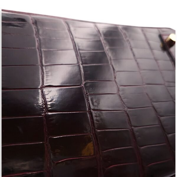 Birkin 30 Bordeaux in Shiny Alligator, Gold hardware - Image 7