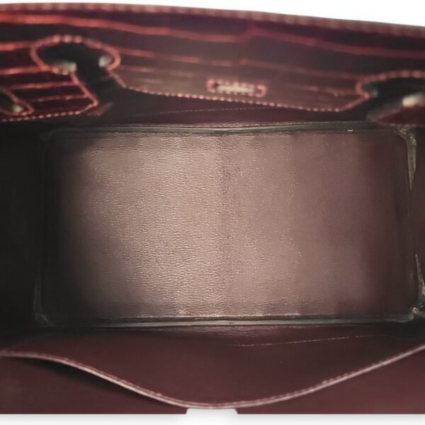 Birkin 30 Bordeaux in Shiny Alligator, Gold hardware - Image 6