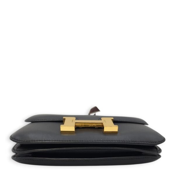 Constance 18 Black in Evergrain, Gold hardware - Image 6