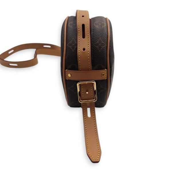 Boite Chapeau Souple PM Brown Crossbody Bag in Canvas, Gold hardware - Image 3