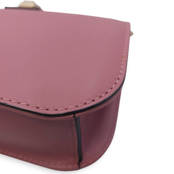 Mini Glam Lock Flap 20x13x6.5cm Pink Crossbody Bag in Calfskin, Gold hardware - Image 2