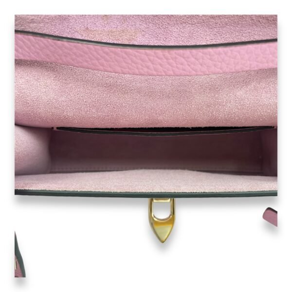 Flip Lock 23x16x4.5cm Pink Crossbody Bag in Calfskin, Gold hardware - Image 8