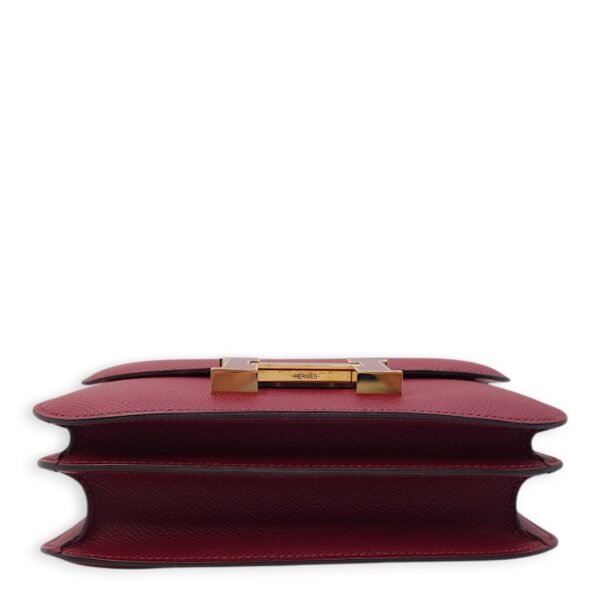 Constance 18 Rouge Grenat/Bougainvillier in Epsom, Enamel hardware - Image 8