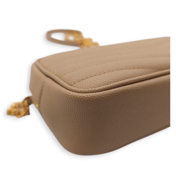 Mini Lou Camera Bag 18x11x5cm Beige Crossbody Bag in Calfskin, Gold hardware - Image 10