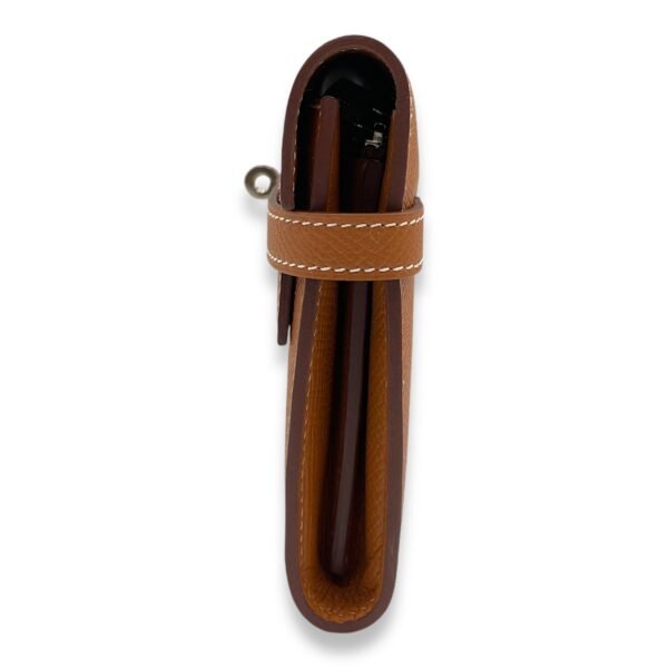 Kelly Brown Wallet in Epsom, Palladium hardware - Image 4