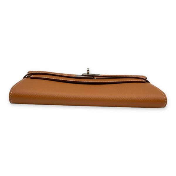 Kelly Brown Wallet in Epsom, Palladium hardware - Image 5