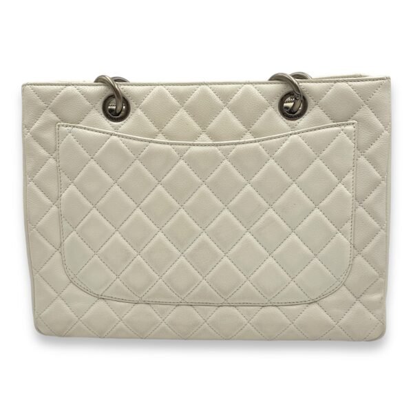 Grand Shopping Tote White Shoulder Bag in Caviar Leather, Ruthenium-finish Brass hardware - Image 2