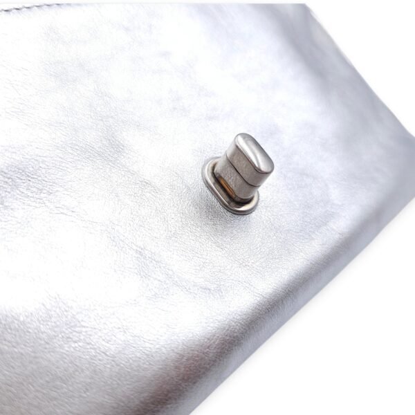 BB Soft Small Flap 23x14x3cm Silver Crossbody Bag in Calfskin, Silver hardware - Image 3