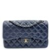 Classic (DF) Jumbo Blue Shoulder Bag in Caviar Leather, Silver hardware