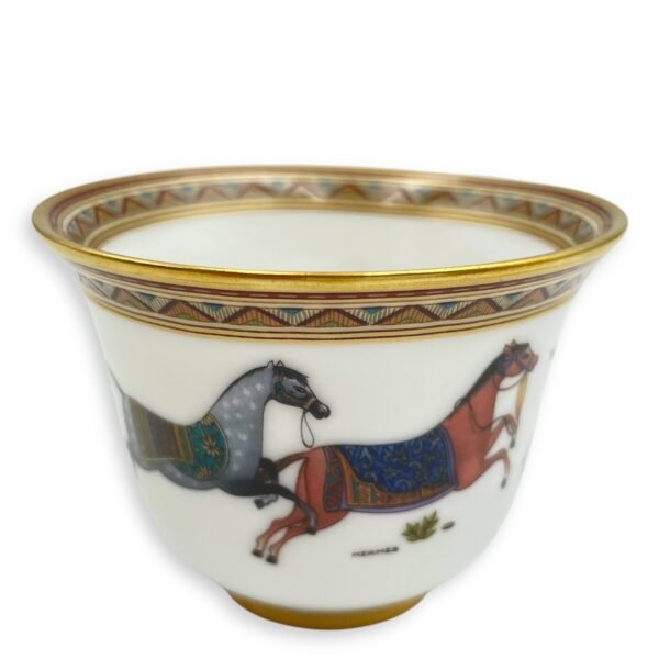 Cheval D'orient Cup, Mini Model Tableware in, Gold hardware - Image 2