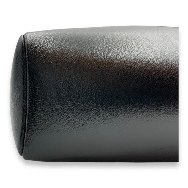 31 Shopping Tote 36x25x7cm Black Shoulder Bag in Shiny lambskin, Gold hardware - Image 6