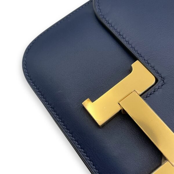 Constance 18 Bleu Navy in Swift, Gold hardware - Image 7
