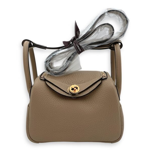 Lindy II Mini Trench in Clemence, Gold hardware - Image 3