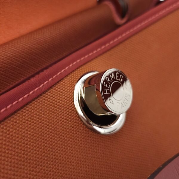 Herbag 31 Rouge in Toile/Vache Hunter, Palladium hardware - Image 12