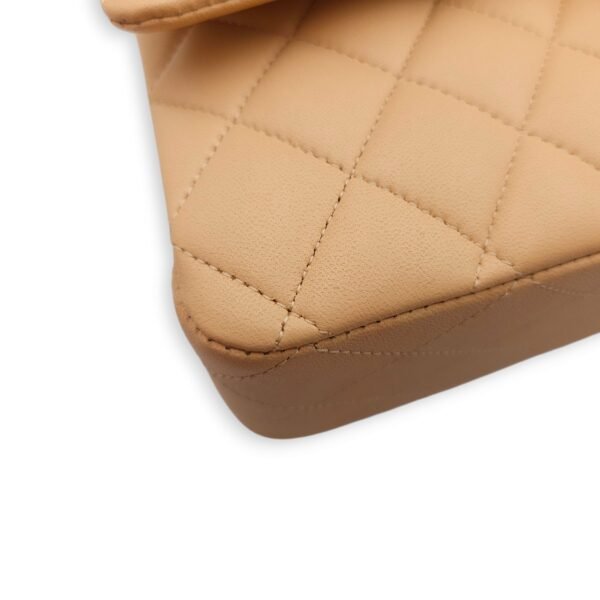 Classic (DF) Medium Beige Crossbody Bag in Lambskin, Gold hardware - Image 7
