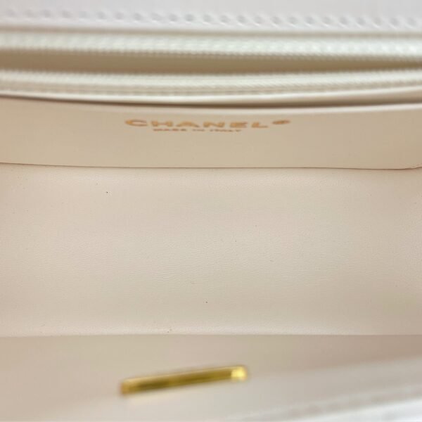 2.55 Chevron Reissue Mini White Crossbody Bag in Calfskin, Gold hardware - Image 6