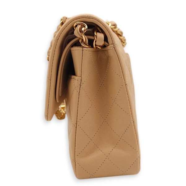 Classic (DF) Medium Beige Crossbody Bag in Lambskin, Gold hardware - Image 4