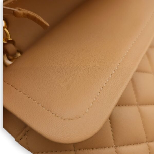 Classic (DF) Medium Beige Crossbody Bag in Lambskin, Gold hardware - Image 8