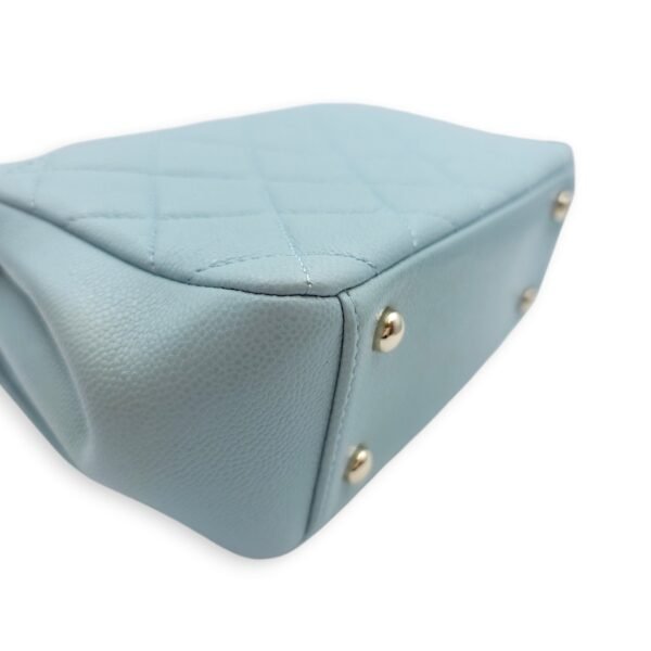 Business Affinity Medium Blue Crossbody Bag in Caviar Leather, Gold hardware - Image 2