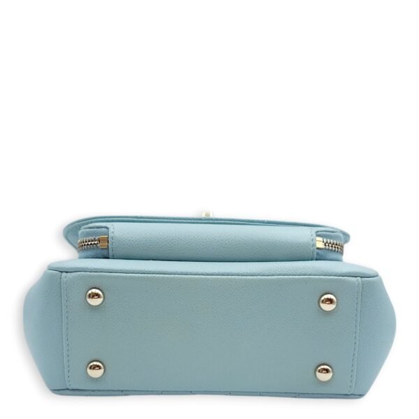 Business Affinity Medium Blue Crossbody Bag in Caviar Leather, Gold hardware - Image 13